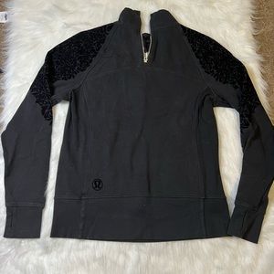 LuLulemon Size 10 Sweatshirt Beautiful Velvet Detail